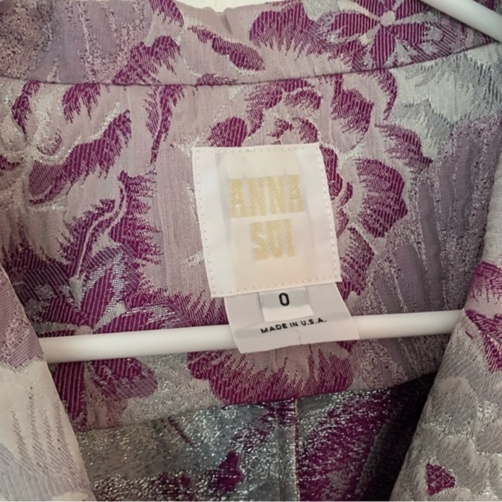 ✅ Anna Sui Blazer Jacket Peonies Brocade in Purple Silver Floral - Picture 7 of 8